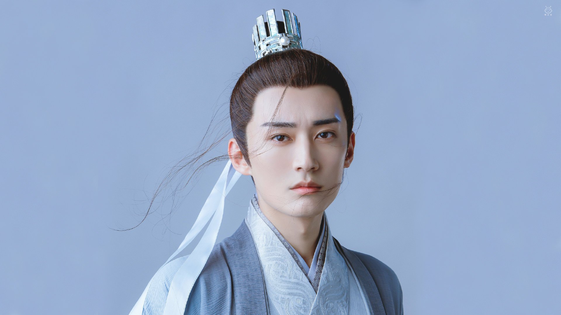 后卫线竞争激烈谁能成为国家队新大脑,后卫什么