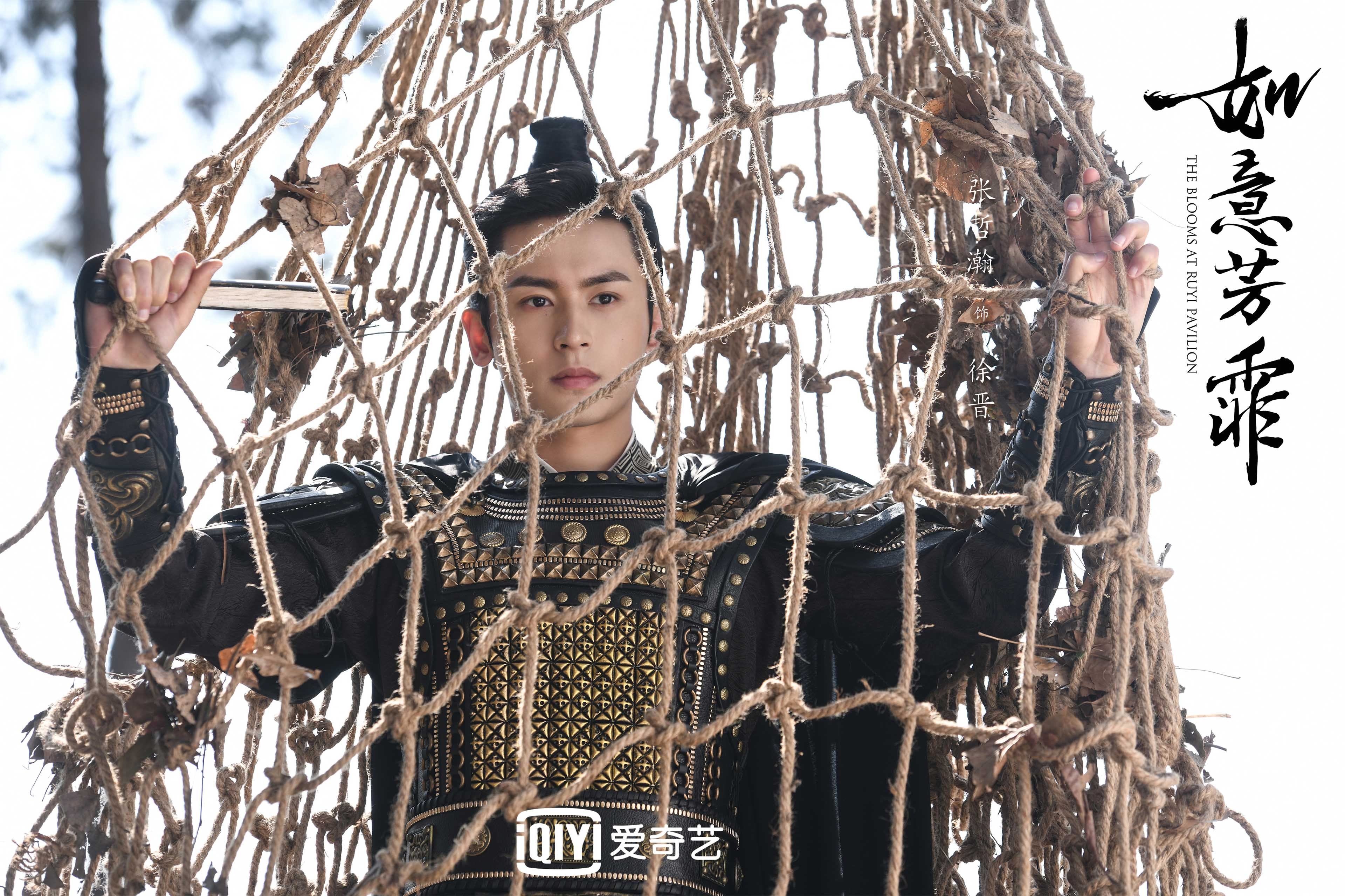 陈佳50米蝶泳半程领先奠定胜局,50米蝶泳成绩