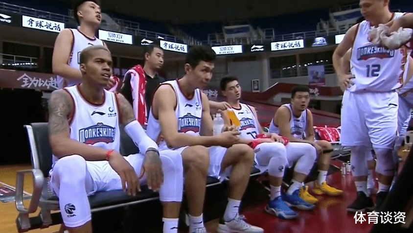 B体育APP:广州恒大队“全华班”成“笑话”，球迷：没“外援”，啥也不是！的简单介绍