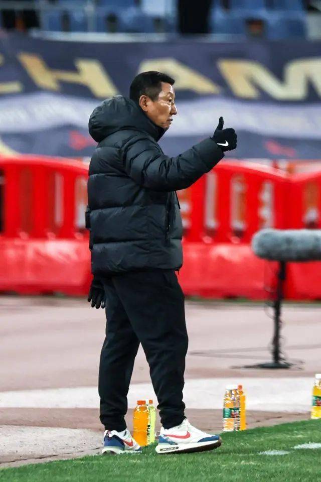 包含B体育APP:中超“土帅”逆袭!本土教练能否打破外教垄断?的词条 包含B体育APP:中超“土帅”逆袭!本土教练能否打破外教垄断?的词条