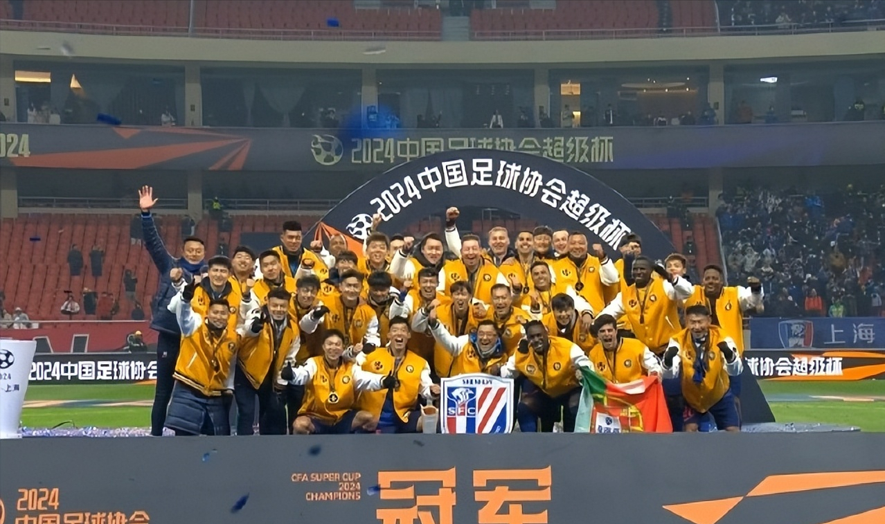 B体育APP:上海海港队引援策略分析:内外援结合,打造冠军阵容的简单介绍 B体育APP:上海海港队引援策略分析:内外援结合,打造冠军阵容的简单介绍