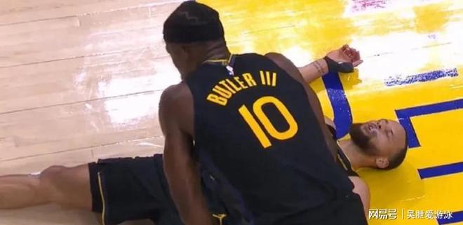 SPORTS-APP下载-bsports体育：勇士队训练营：罗林斯展现组织能力，争夺轮换位置的简单介绍